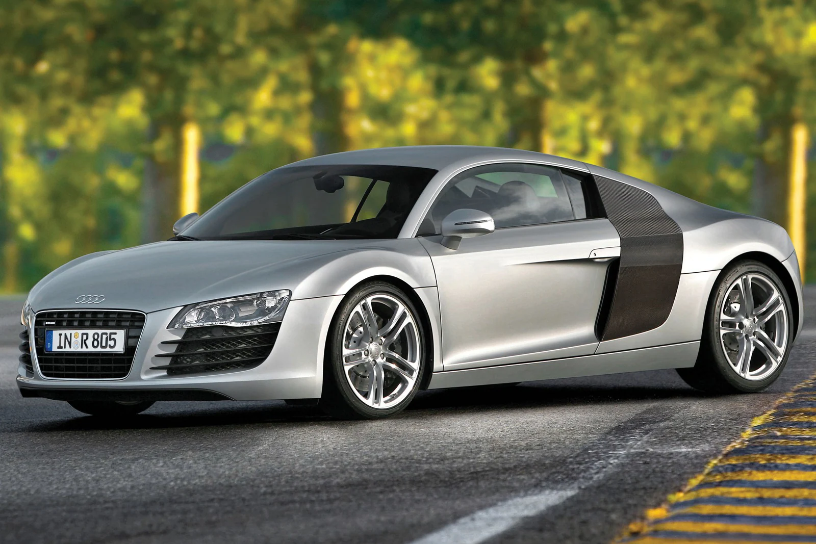Audi R8 V10
